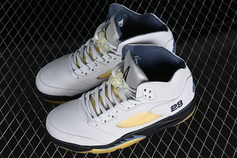 All categories Air Jordan Jordan series basketball shoes Air Jordan 5 pure original version A Ma Maniere x Air Jordan 5 Retro "Photon Dust" AJ5 Joe 5 light tooth white joint model FZ5758-004